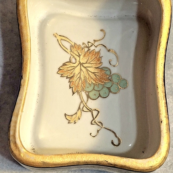 Small Blue Trinket Box with Lid - Picture 11 of 13